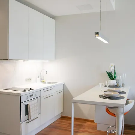 13th Floor Cityview Luxury Apartment